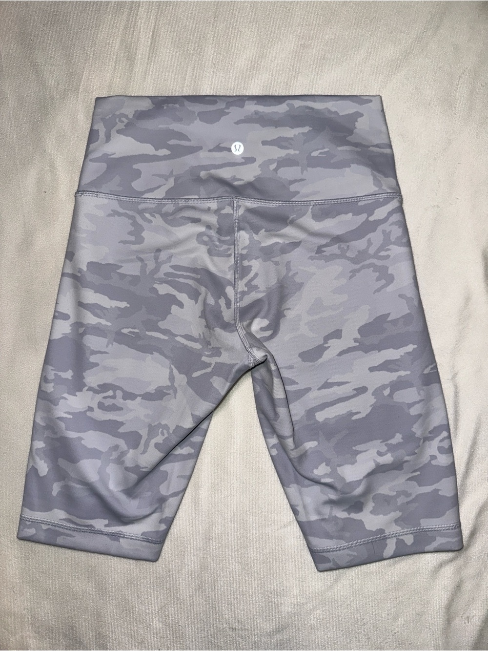 Lululemon Gray Camo High Rise Biker Shorts Size 8
